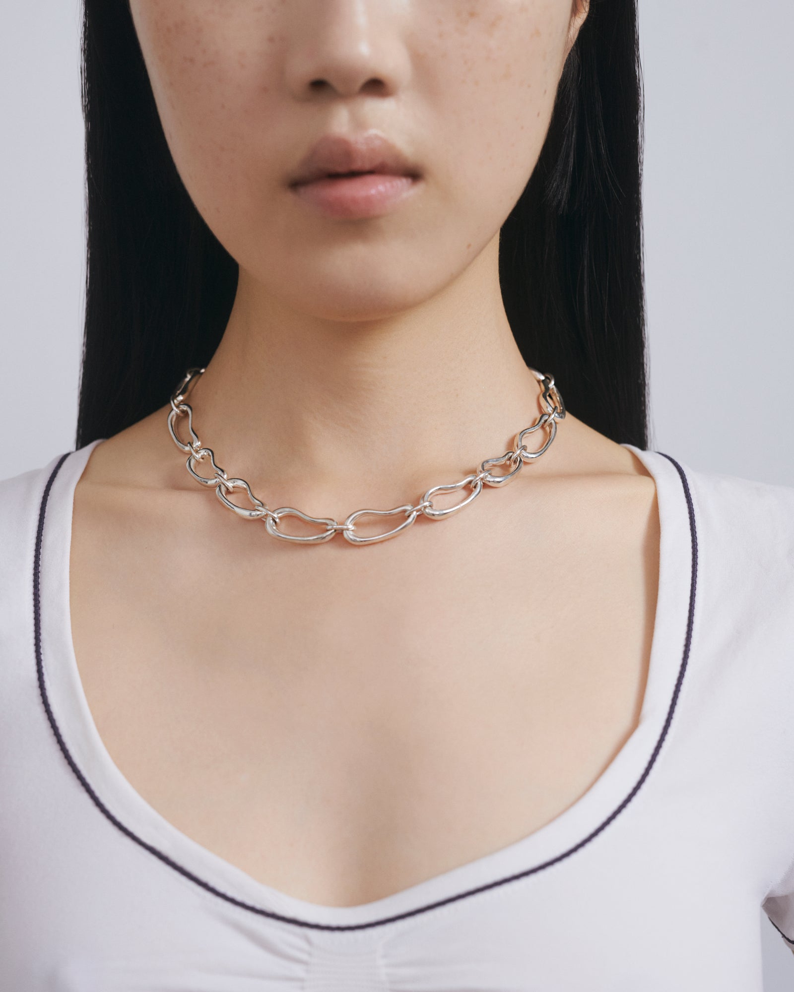 STREAM SILVER NECKLACE
