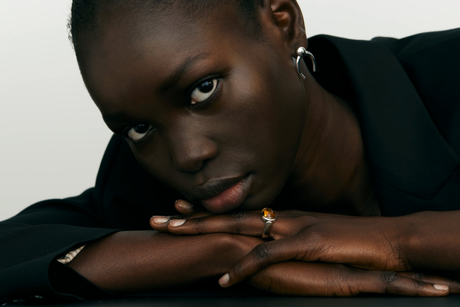 ARC STUD EARRINGS - SILVER