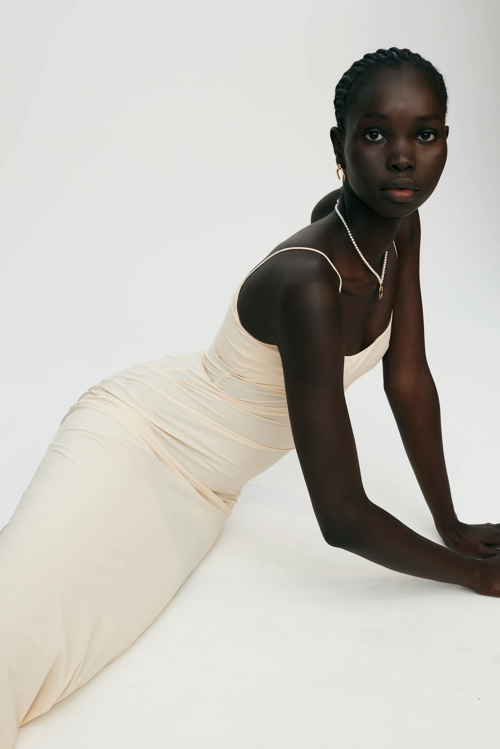 ARC PENDANT - PEARL COLLAR - GOLD