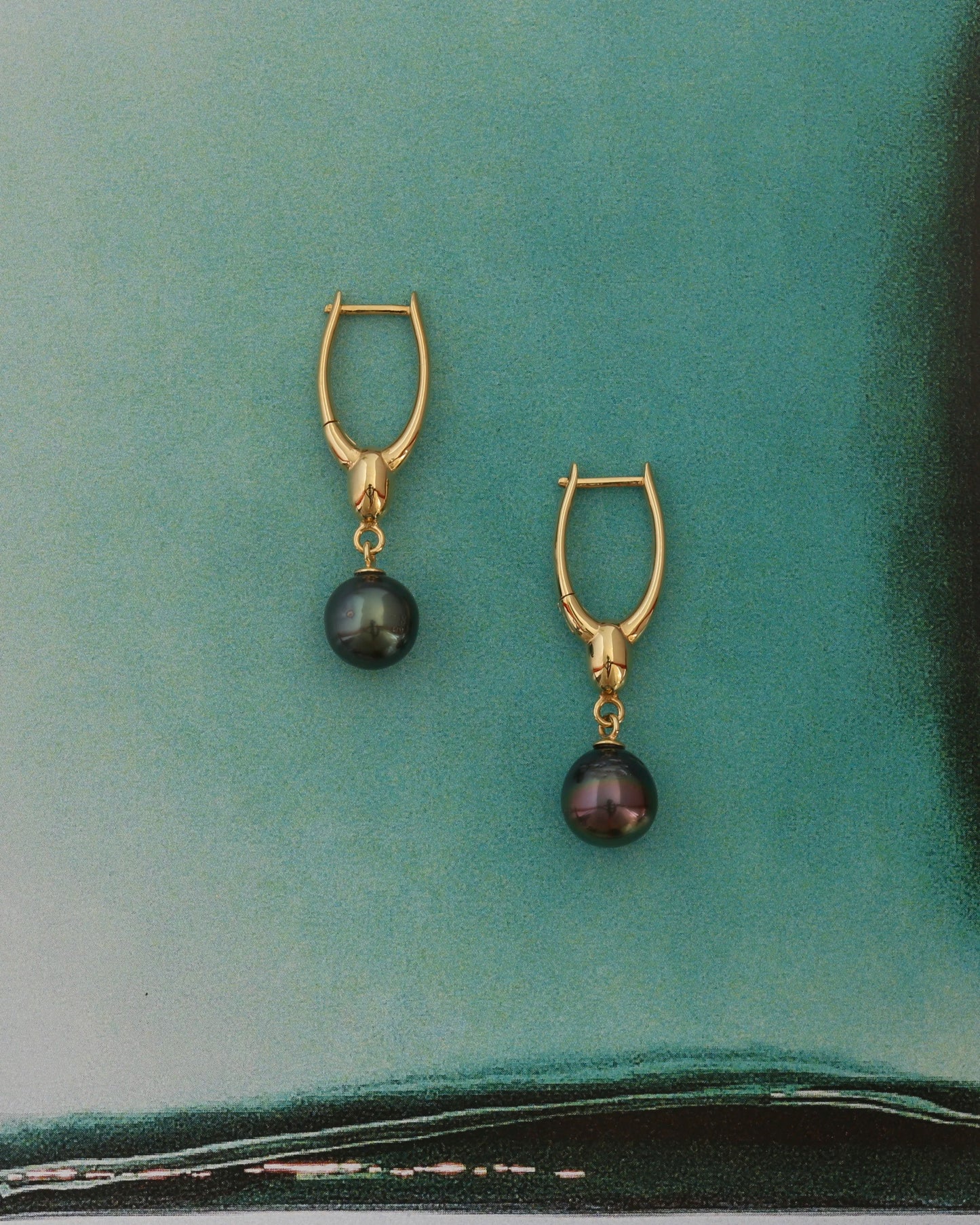 ARC EARRINGS - TAHITIAN PEARLS - GOLD
