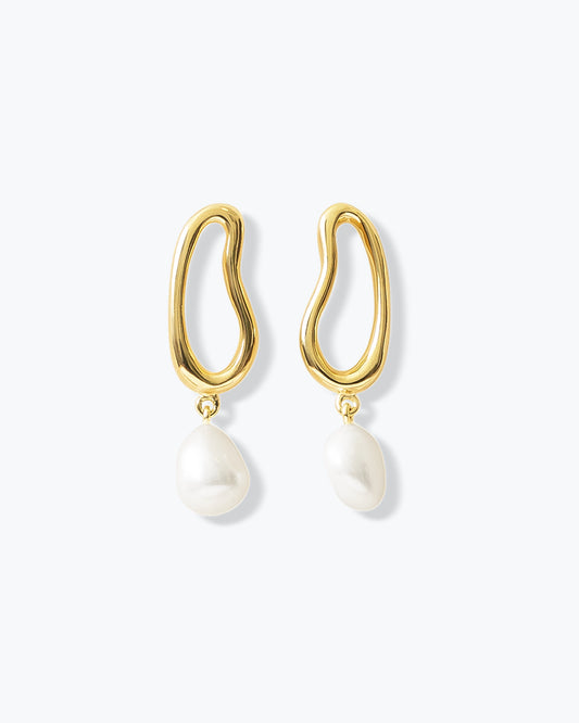 MILA EARRINGS - PEARLS
